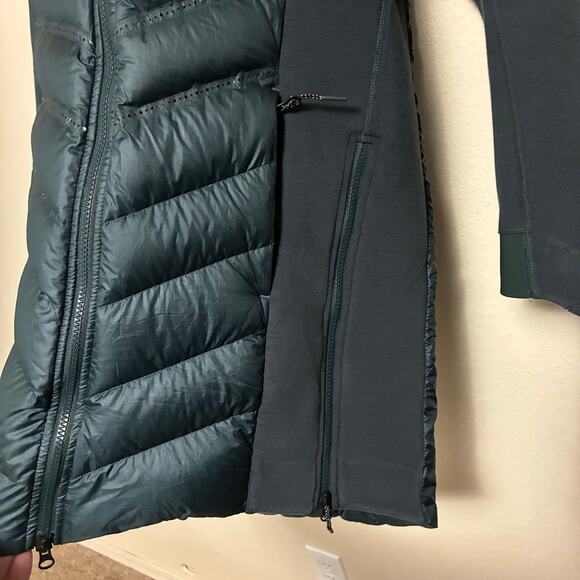 Nike Black Hooded Jacket - Picture 4 of 10